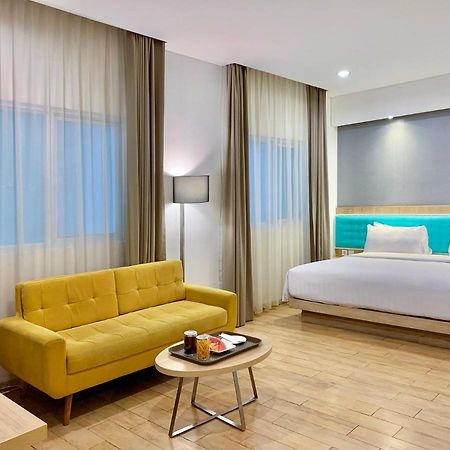 Hotel Santika Kelapa Gading Джакарта Екстер'єр фото