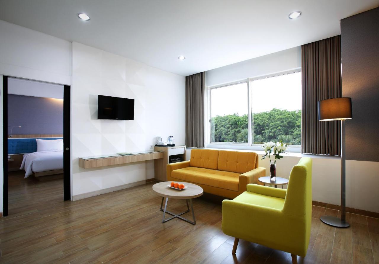 Hotel Santika Kelapa Gading Джакарта Екстер'єр фото