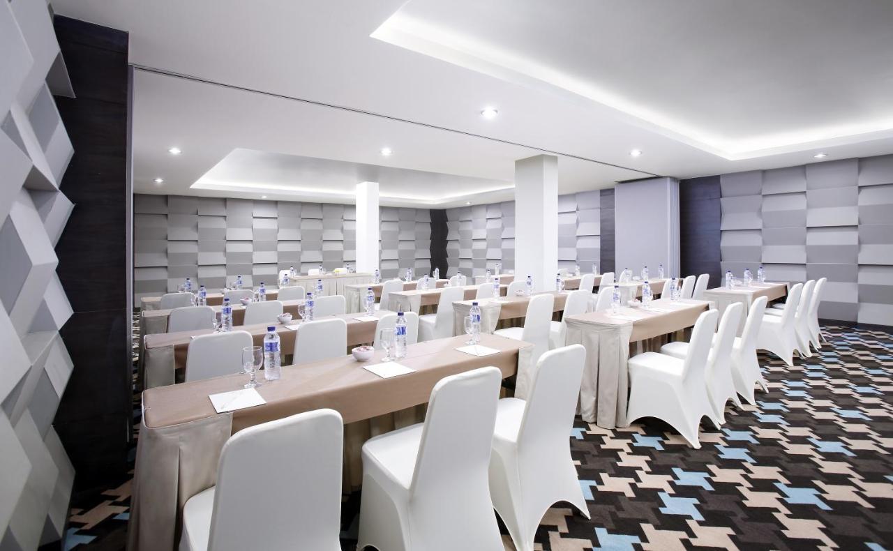 Hotel Santika Kelapa Gading Джакарта Екстер'єр фото